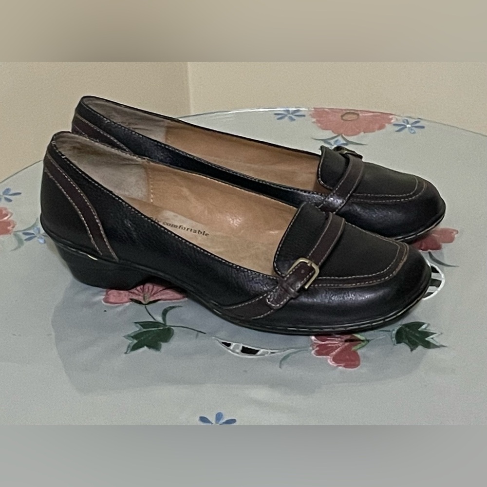 Women’s Softspots Elegant Black & Brown Leather Loafers Size 8